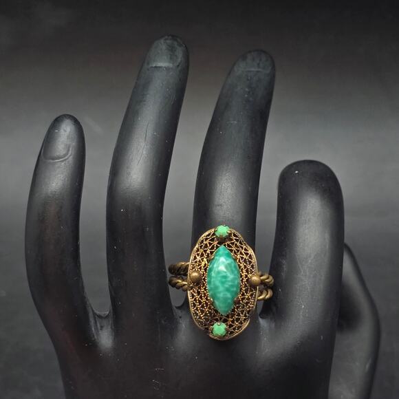 Antique Peking Glass Ring Size 6 Gold Tone Teal Mottled Glass Vintage - Picture 7 of 7